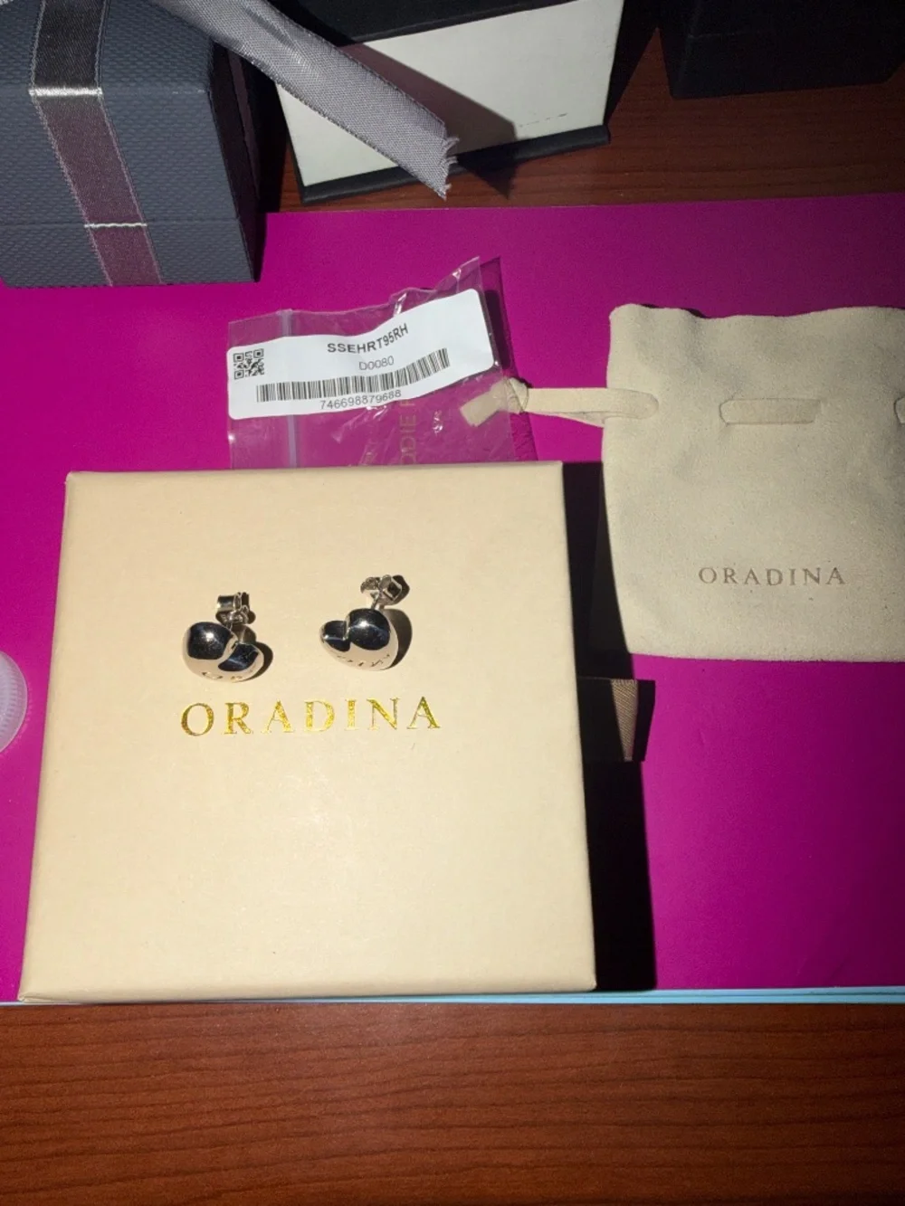 Oradina sterling sliver Lover Studs